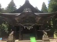 関山神社の本殿・本堂