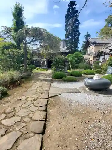 菊水寺の本殿・本堂