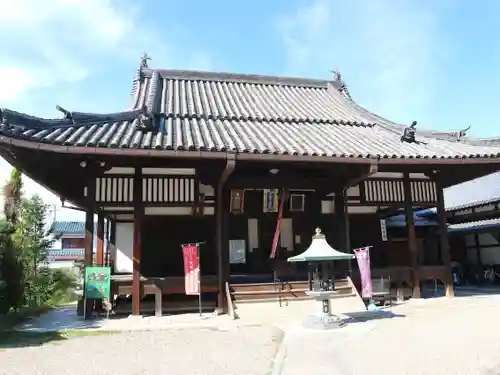 如願寺の本殿