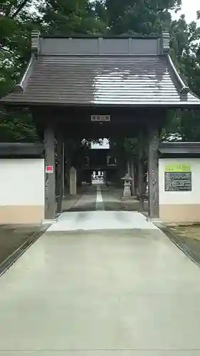 日朝寺の本殿