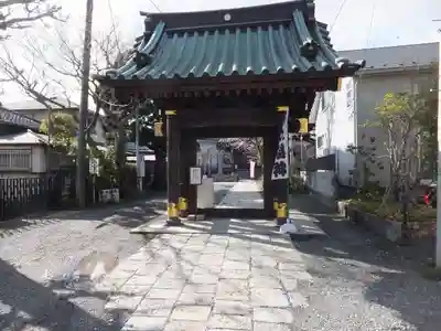 妙隆寺の山門・神門