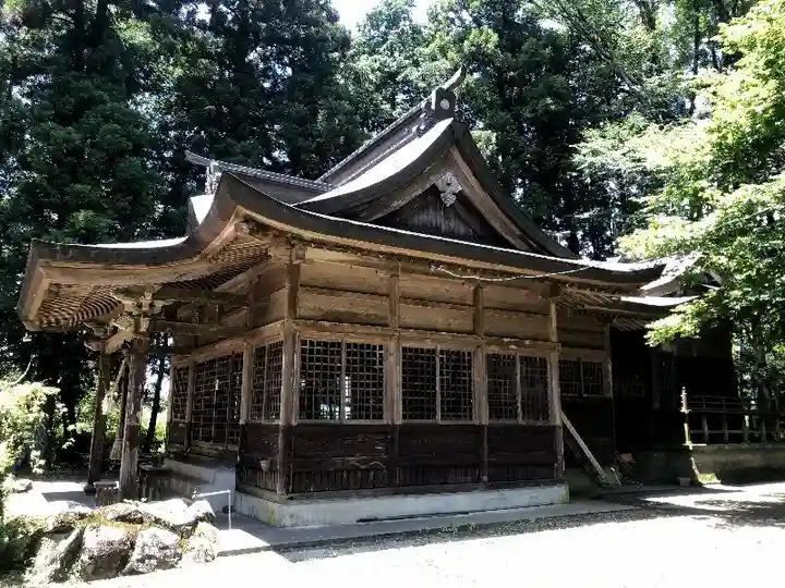 御崎神社の本殿・本堂