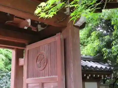 高円寺の山門・神門