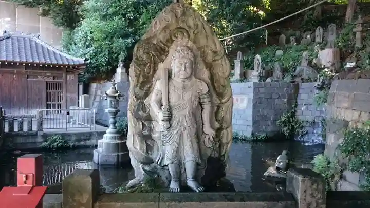 瀧泉寺(目黒不動尊)の仏像