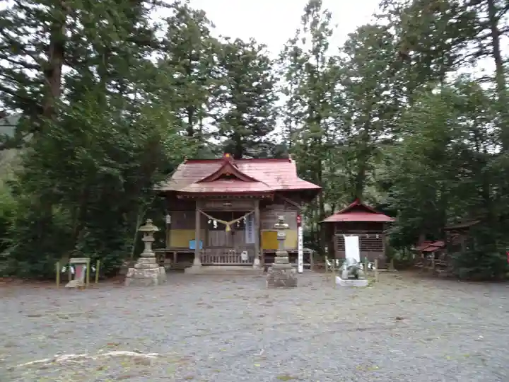 鹿嶋神社の本殿・本堂