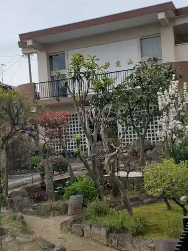 誓願寺の本殿・本堂