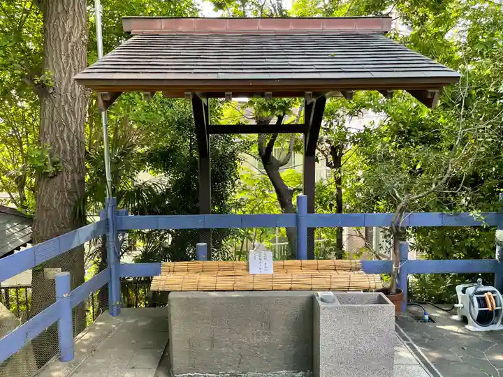 元神明宮の手水舎