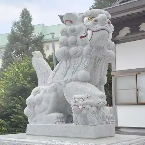 高穂神社の狛犬