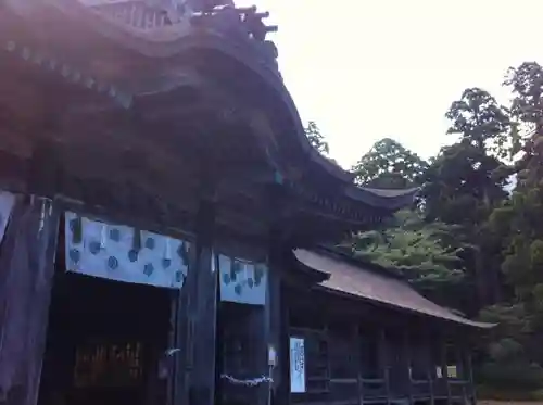 大神山神社奥宮の本殿