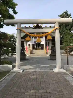 烈々布神社の鳥居