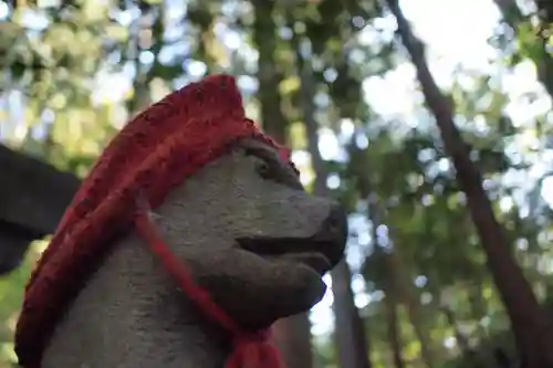 朝日稲荷神社の狛犬