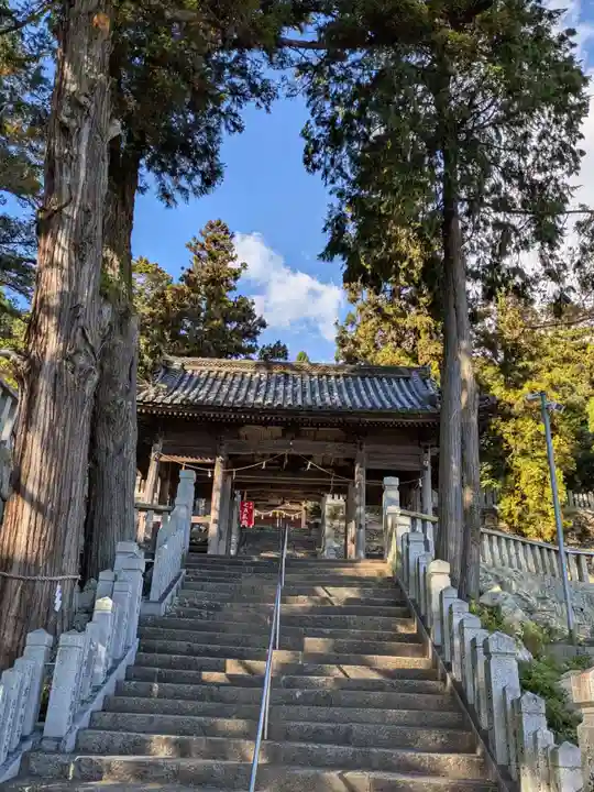 粒坐天照神社(兵庫県)