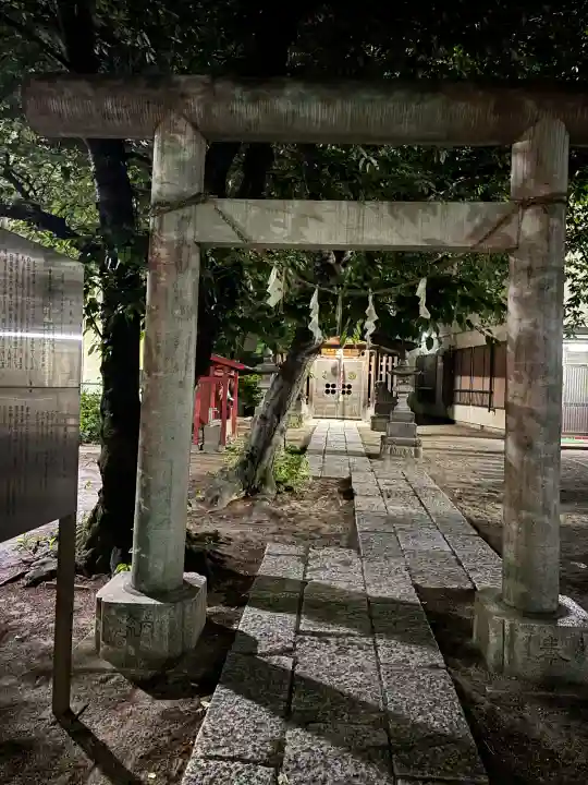 日枝神社の{uncategorized: "未分類", other: "その他", undefined: "問題あり", building: "その他建物", grave: "お墓", sacred_gate: "鳥居", guardian: "狛犬", statue: "像", buddha: "仏像", history: "歴史", nature: "自然", garden: "庭園", animal: "動物", pagoda: "塔", temizu: "手水舎", mountain_gate: "山門・神門", sanctuary: "本殿・本堂", subordinate: "末社・摂社", art: "芸術", scenery: "景色", jizo: "地蔵", ema: "絵馬", goshuin: "御朱印", omikuji: "おみくじ", items: "授与品その他", amulet: "お守り", goshuincho: "御朱印帳", eats: "食事", festival: "お祭り", votive_dance: "神楽", shichigosan: "七五三参", wedding: "結婚式", experience: "体験その他", initially: "初詣", around: "周辺", anti_infection: "感染症対策"}