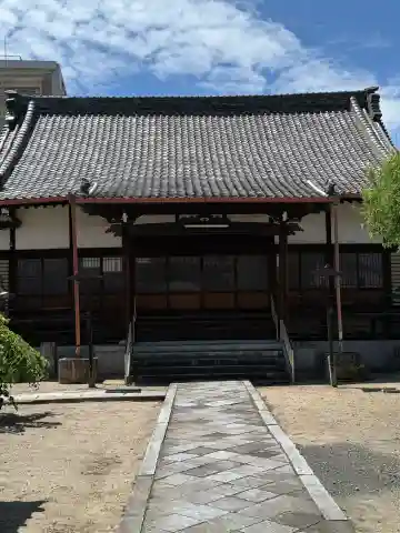 専修寺名古屋別院の{uncategorized: "未分類", other: "その他", undefined: "問題あり", building: "その他建物", grave: "お墓", sacred_gate: "鳥居", guardian: "狛犬", statue: "像", buddha: "仏像", history: "歴史", nature: "自然", garden: "庭園", animal: "動物", pagoda: "塔", temizu: "手水舎", mountain_gate: "山門・神門", sanctuary: "本殿・本堂", subordinate: "末社・摂社", art: "芸術", scenery: "景色", jizo: "地蔵", ema: "絵馬", goshuin: "御朱印", omikuji: "おみくじ", items: "授与品その他", amulet: "お守り", goshuincho: "御朱印帳", eats: "食事", festival: "お祭り", votive_dance: "神楽", shichigosan: "七五三参", wedding: "結婚式", experience: "体験その他", initially: "初詣", around: "周辺", anti_infection: "感染症対策"}
