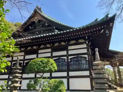 愛染院の{uncategorized: "未分類", other: "その他", undefined: "問題あり", building: "その他建物", grave: "お墓", sacred_gate: "鳥居", guardian: "狛犬", statue: "像", buddha: "仏像", history: "歴史", nature: "自然", garden: "庭園", animal: "動物", pagoda: "塔", temizu: "手水舎", mountain_gate: "山門・神門", sanctuary: "本殿・本堂", subordinate: "末社・摂社", art: "芸術", scenery: "景色", jizo: "地蔵", ema: "絵馬", goshuin: "御朱印", omikuji: "おみくじ", items: "授与品その他", amulet: "お守り", goshuincho: "御朱印帳", eats: "食事", festival: "お祭り", votive_dance: "神楽", shichigosan: "七五三参", wedding: "結婚式", experience: "体験その他", initially: "初詣", around: "周辺", anti_infection: "感染症対策"}