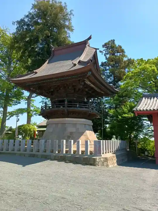 布施弁天 東海寺の{uncategorized: "未分類", other: "その他", undefined: "問題あり", building: "その他建物", grave: "お墓", sacred_gate: "鳥居", guardian: "狛犬", statue: "像", buddha: "仏像", history: "歴史", nature: "自然", garden: "庭園", animal: "動物", pagoda: "塔", temizu: "手水舎", mountain_gate: "山門・神門", sanctuary: "本殿・本堂", subordinate: "末社・摂社", art: "芸術", scenery: "景色", jizo: "地蔵", ema: "絵馬", goshuin: "御朱印", omikuji: "おみくじ", items: "授与品その他", amulet: "お守り", goshuincho: "御朱印帳", eats: "食事", festival: "お祭り", votive_dance: "神楽", shichigosan: "七五三参", wedding: "結婚式", experience: "体験その他", initially: "初詣", around: "周辺", anti_infection: "感染症対策"}