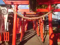 於菊稲荷神社の鳥居