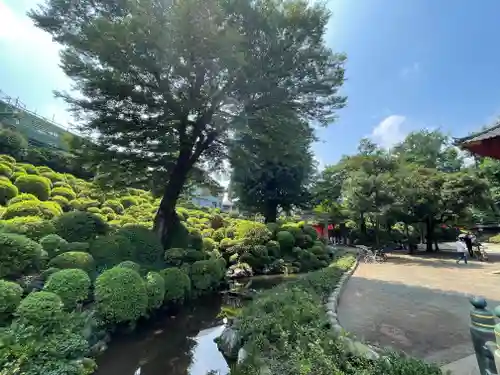 根津神社の庭園
