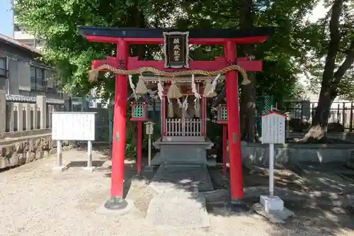 久保神社の末社