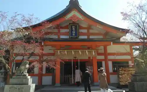 紅葉八幡宮の本殿