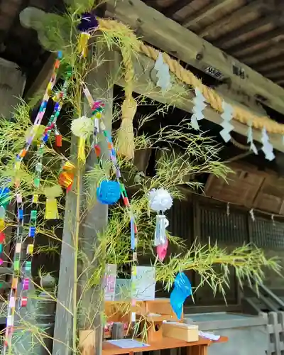 諏訪八幡神社の本殿