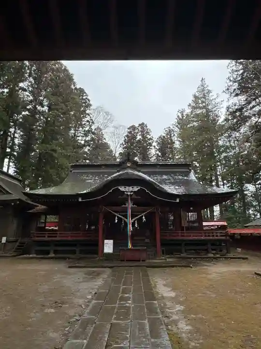 都々古別神社(八槻)の{uncategorized: "未分類", other: "その他", undefined: "問題あり", building: "その他建物", grave: "お墓", sacred_gate: "鳥居", guardian: "狛犬", statue: "像", buddha: "仏像", history: "歴史", nature: "自然", garden: "庭園", animal: "動物", pagoda: "塔", temizu: "手水舎", mountain_gate: "山門・神門", sanctuary: "本殿・本堂", subordinate: "末社・摂社", art: "芸術", scenery: "景色", jizo: "地蔵", ema: "絵馬", goshuin: "御朱印", omikuji: "おみくじ", items: "授与品その他", amulet: "お守り", goshuincho: "御朱印帳", eats: "食事", festival: "お祭り", votive_dance: "神楽", shichigosan: "七五三参", wedding: "結婚式", experience: "体験その他", initially: "初詣", around: "周辺", anti_infection: "感染症対策"}