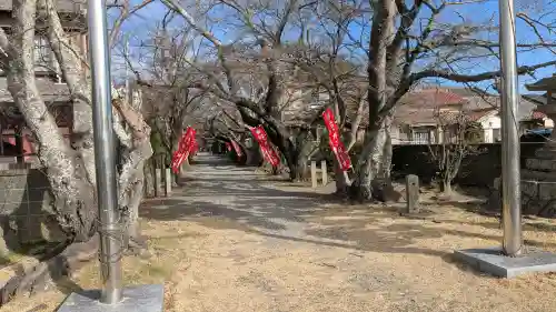 無量寺の{uncategorized: "未分類", other: "その他", undefined: "問題あり", building: "その他建物", grave: "お墓", sacred_gate: "鳥居", guardian: "狛犬", statue: "像", buddha: "仏像", history: "歴史", nature: "自然", garden: "庭園", animal: "動物", pagoda: "塔", temizu: "手水舎", mountain_gate: "山門・神門", sanctuary: "本殿・本堂", subordinate: "末社・摂社", art: "芸術", scenery: "景色", jizo: "地蔵", ema: "絵馬", goshuin: "御朱印", omikuji: "おみくじ", items: "授与品その他", amulet: "お守り", goshuincho: "御朱印帳", eats: "食事", festival: "お祭り", votive_dance: "神楽", shichigosan: "七五三参", wedding: "結婚式", experience: "体験その他", initially: "初詣", around: "周辺", anti_infection: "感染症対策"}