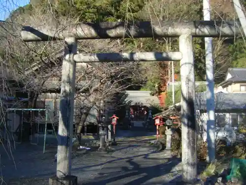 宇都宮神社（白岩町）の鳥居