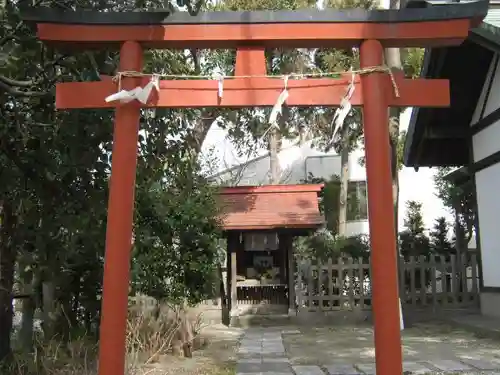 吾妻神社の鳥居