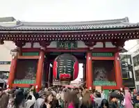 浅草寺の山門・神門