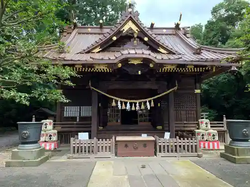 玉敷神社の本殿・本堂