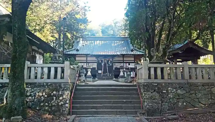 弓削神社の本殿・本堂