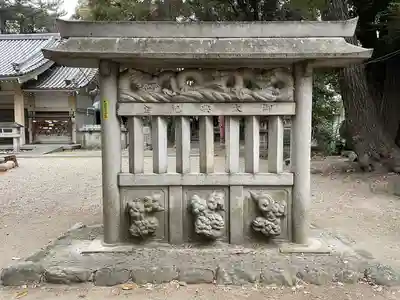 漆部神社のその他建物
