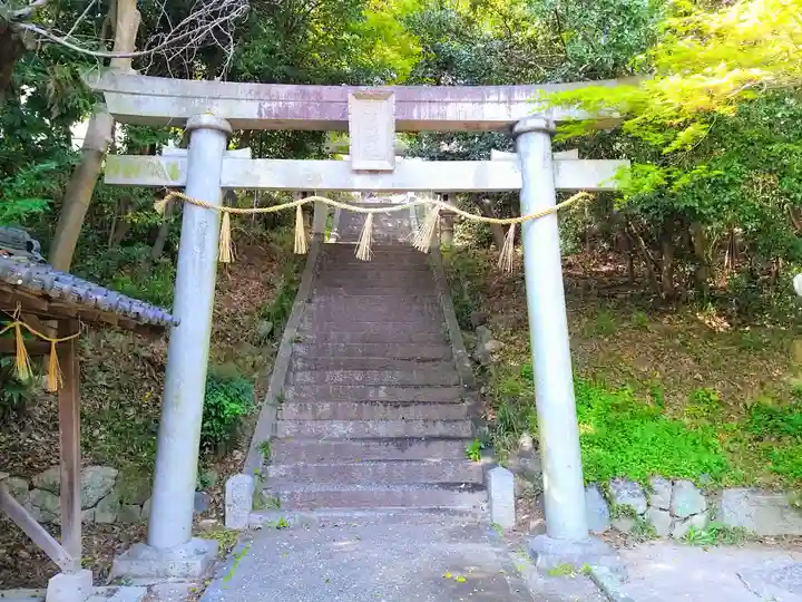津島神社の鳥居
