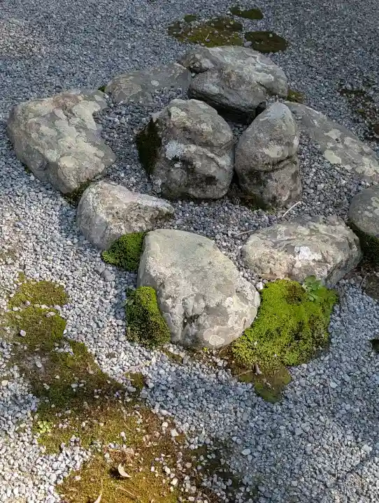 伊勢神宮外宮(豊受大神宮)の{uncategorized: "未分類", other: "その他", undefined: "問題あり", building: "その他建物", grave: "お墓", sacred_gate: "鳥居", guardian: "狛犬", statue: "像", buddha: "仏像", history: "歴史", nature: "自然", garden: "庭園", animal: "動物", pagoda: "塔", temizu: "手水舎", mountain_gate: "山門・神門", sanctuary: "本殿・本堂", subordinate: "末社・摂社", art: "芸術", scenery: "景色", jizo: "地蔵", ema: "絵馬", goshuin: "御朱印", omikuji: "おみくじ", items: "授与品その他", amulet: "お守り", goshuincho: "御朱印帳", eats: "食事", festival: "お祭り", votive_dance: "神楽", shichigosan: "七五三参", wedding: "結婚式", experience: "体験その他", initially: "初詣", around: "周辺", anti_infection: "感染症対策"}