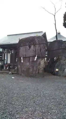 三ツ石神社の建物その他