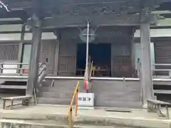 常立寺の本殿