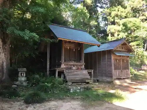 近津神社の末社