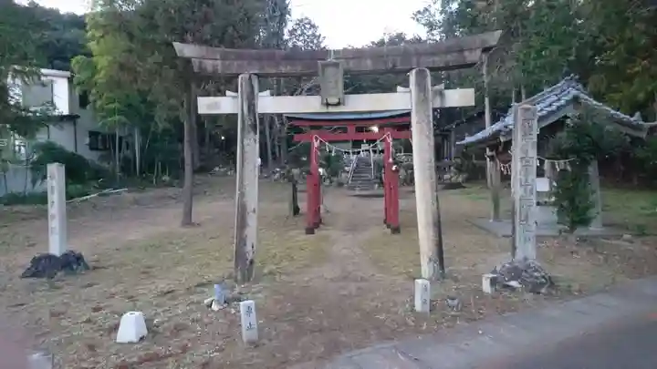 白山神社の鳥居