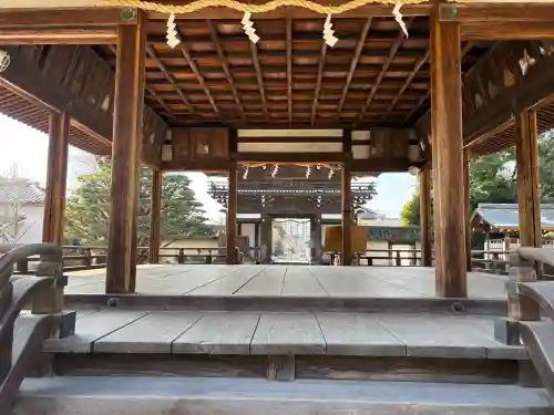梅宮大社の{uncategorized: "未分類", other: "その他", undefined: "問題あり", building: "その他建物", grave: "お墓", sacred_gate: "鳥居", guardian: "狛犬", statue: "像", buddha: "仏像", history: "歴史", nature: "自然", garden: "庭園", animal: "動物", pagoda: "塔", temizu: "手水舎", mountain_gate: "山門・神門", sanctuary: "本殿・本堂", subordinate: "末社・摂社", art: "芸術", scenery: "景色", jizo: "地蔵", ema: "絵馬", goshuin: "御朱印", omikuji: "おみくじ", items: "授与品その他", amulet: "お守り", goshuincho: "御朱印帳", eats: "食事", festival: "お祭り", votive_dance: "神楽", shichigosan: "七五三参", wedding: "結婚式", experience: "体験その他", initially: "初詣", around: "周辺", anti_infection: "感染症対策"}