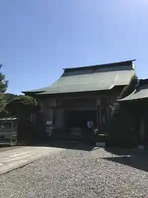 種間寺の本殿・本堂