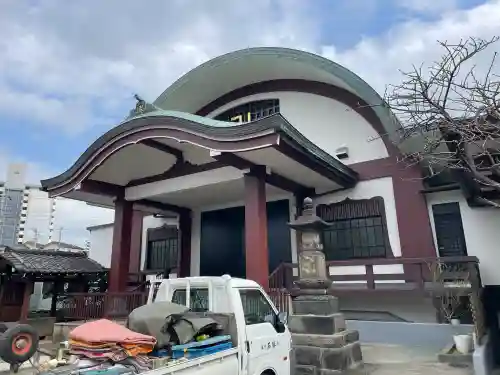 常光寺の{uncategorized: "未分類", other: "その他", undefined: "問題あり", building: "その他建物", grave: "お墓", sacred_gate: "鳥居", guardian: "狛犬", statue: "像", buddha: "仏像", history: "歴史", nature: "自然", garden: "庭園", animal: "動物", pagoda: "塔", temizu: "手水舎", mountain_gate: "山門・神門", sanctuary: "本殿・本堂", subordinate: "末社・摂社", art: "芸術", scenery: "景色", jizo: "地蔵", ema: "絵馬", goshuin: "御朱印", omikuji: "おみくじ", items: "授与品その他", amulet: "お守り", goshuincho: "御朱印帳", eats: "食事", festival: "お祭り", votive_dance: "神楽", shichigosan: "七五三参", wedding: "結婚式", experience: "体験その他", initially: "初詣", around: "周辺", anti_infection: "感染症対策"}