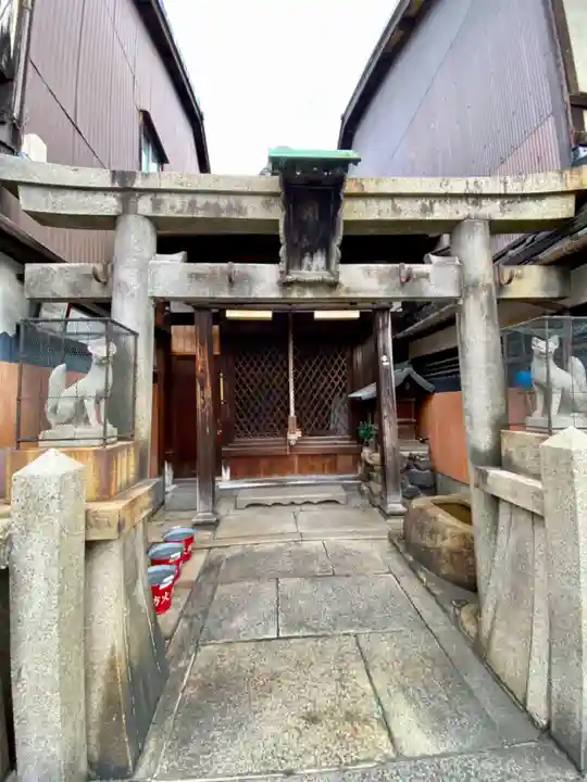 三森稲荷大神の本殿・本堂