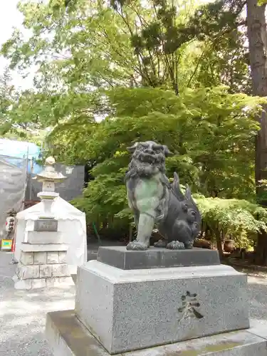 國魂神社の狛犬