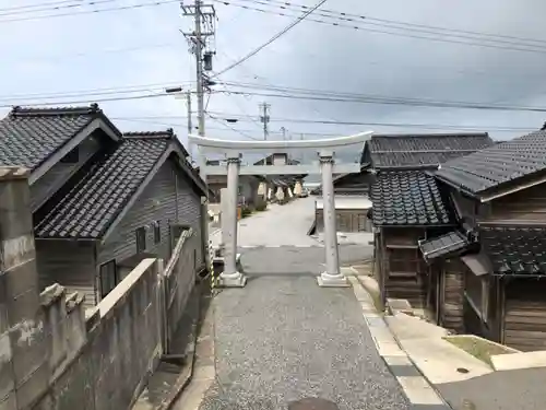 若宮八幡神社の鳥居