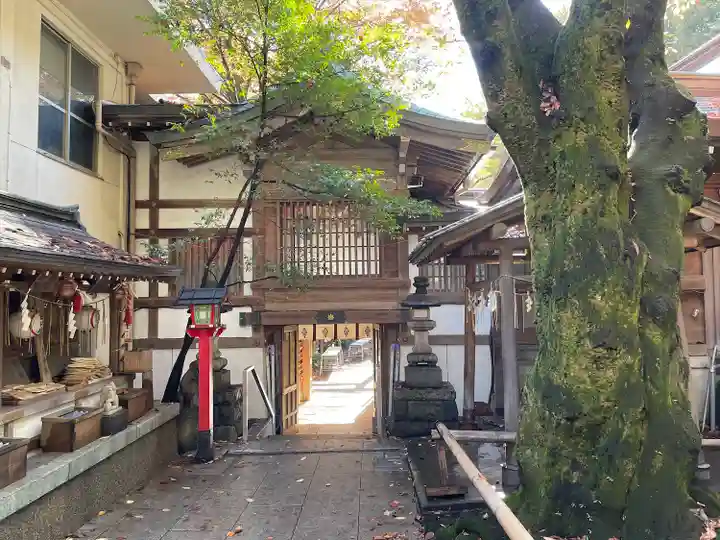 子安神社のその他建物
