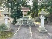 祠 (かやの森)(滋賀県)