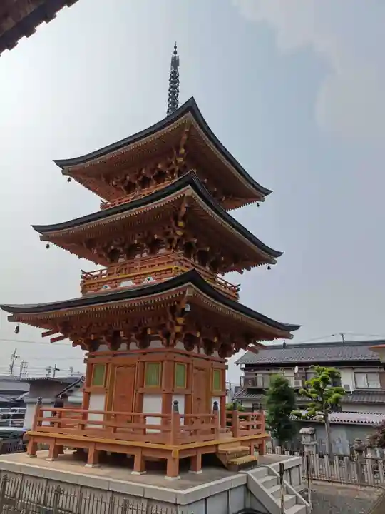 圓鏡寺の塔
