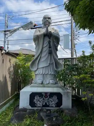 光胤山 大野本光寺の像