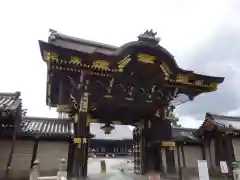 本願寺（西本願寺）の山門